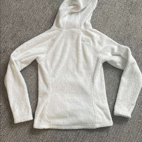 North Face White Fuzzy Sweatshirt - Picture 5 of 5
